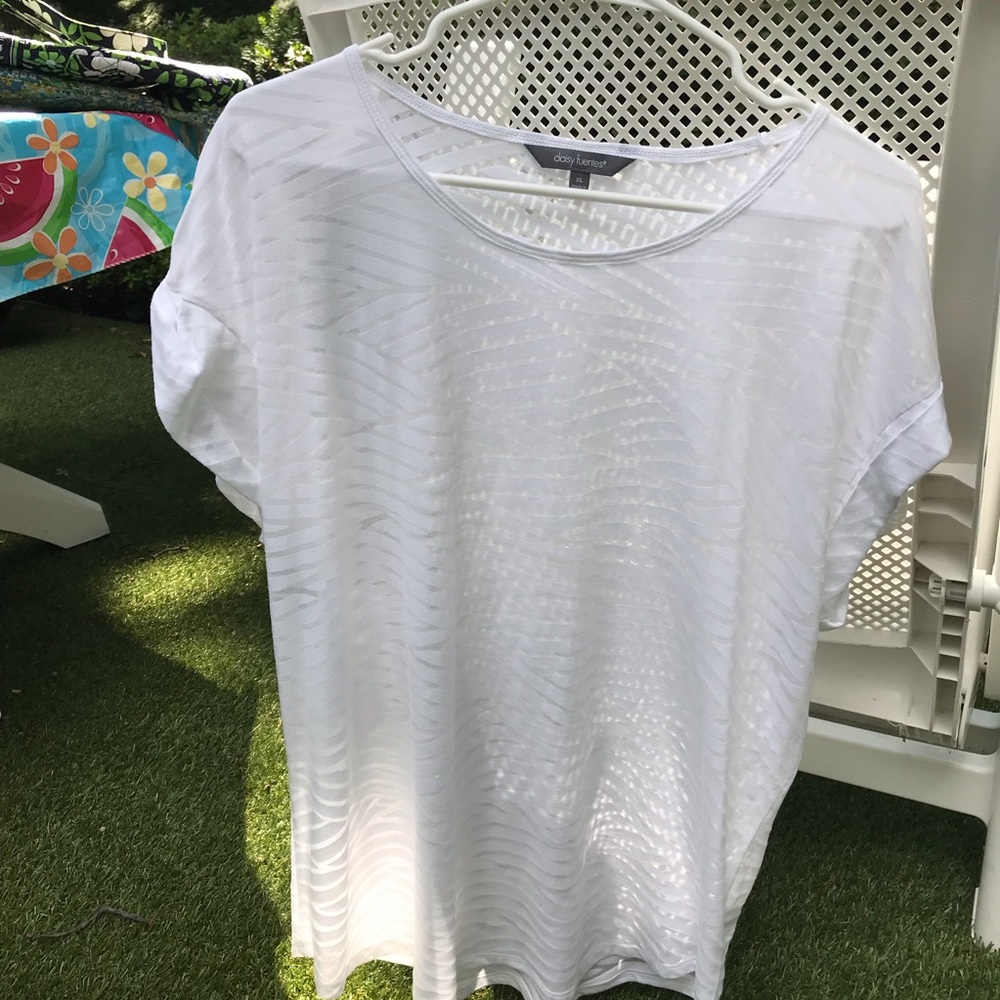 White Burnout Tee🌸